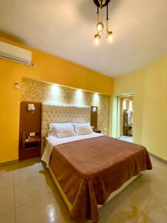 Pilo Lala Hotel - 8