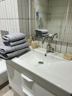 2 bedroom on Ismail corner Stefan cel Mare, new apartment, Chisinau center! - Chişinău - 2