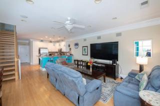 Casa Coral 4 Bed 4 Bath with EV charging - Kure Beach - 3