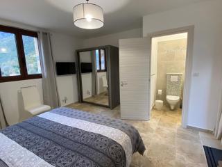 CHAMBRES DHOTES CORSE - Venaco - 9
