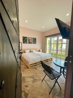 Private rooms in a house by San Jose airport and on the way to Poas volcano - Alajuela - 7