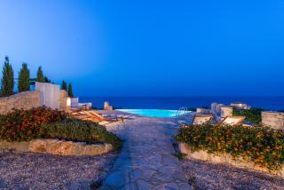 Blue Caves Villas - exceptional Villas with private pools direct access to the sea - Korithion - 2