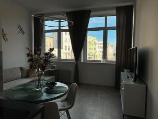 Loft przy Placu Niepodległości - 9