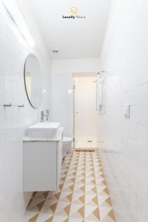 Locally Yours Flores Apartments - 6