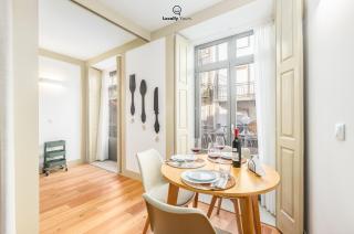 Locally Yours Flores Apartments - 7