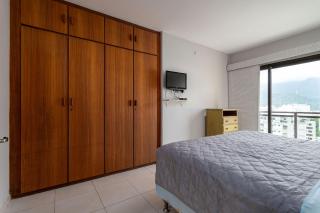 (1306) Apartamento 2 Suítes e Vista para o Cristo - Rio de Janeiro - 2