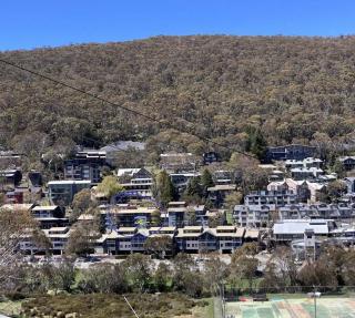 Ski, Mtn Bike or Hike from the heart of Thredbo - Thredbo - 2