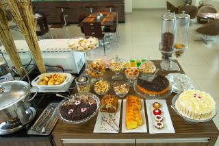 Golden Plaza Hotel - 1