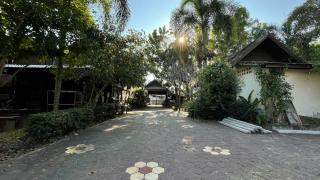 ปาริฉัตร โฮมสเตย์ parichat homestay - Saraphi - 4