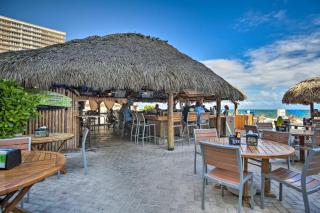 Luxe Beachfront Ft Lauderdale Resort Condo with Pool apts - Fort Lauderdale - 3