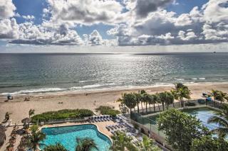 Luxe Beachfront Ft Lauderdale Resort Condo with Pool apts - Fort Lauderdale - 0