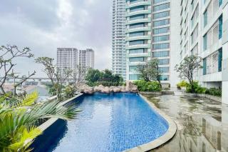 RedLiving Apartemen Grand Kamala Lagoon - Icha Rooms Tower Barclay South with Netflix - Bekasi - 9