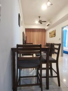 reSTARY - Blue Dream, Sutera Avenue Infinity Pool - Imago Opposite - KK City- 2BR,5Pax 来沙旅 蓝梦主题公寓 - 无边际日落海景泳池 - Imago商场对面 - KK市中心 - 2房5人 - Kota Kinabalu - 4
