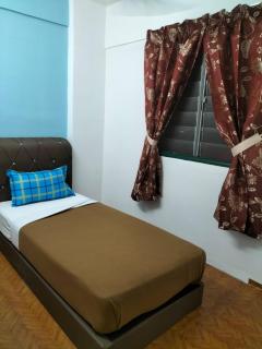 KHAIRUL HOMESTAY PANGSAPURI SUTERA SEBERANG JAYA - Kampong Telok - 2