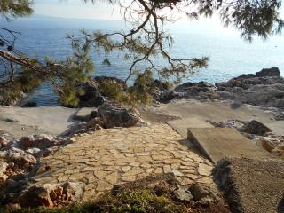 Apartments Dunja Hvar - Ivan Dolac - 2