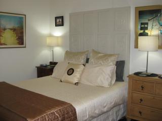 Three Chimneys Bed and Breakfast Boutique Guest House - Albany - 9