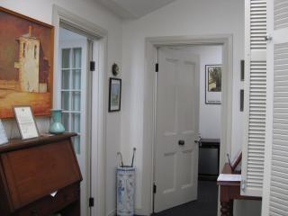Three Chimneys Bed and Breakfast Boutique Guest House - Albany - 5