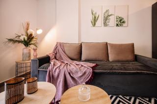 Miriam's Apartment 2 - 6