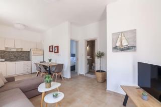 Geo's Lovely Two Bedroom Island Apartment - Gouves - 0