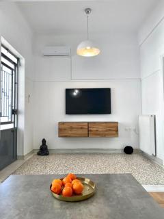 Modern 3BR Maisonette with garden 10 min from Acropolis - 2