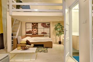 Lane studio with gallery - Budapest - 6