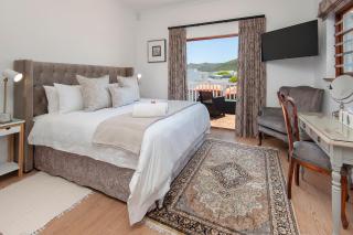 Villa Venusta Luxury Guesthouse - Solar Power - Hermanus - 0