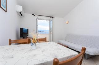 Apartments Crnekovic I Zarok - Baška - 8