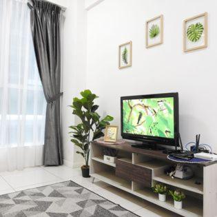 reSTARY - Tropical, Sutera Avenue Infinity Pool - Imago Opposite - KK City- 2BR,4Pax 来沙旅 热带雨林主题公寓 - 无边际日落海景泳池 - Imago商场对面 - KK市中心 - 2房4人 - 4