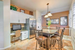 Upscale Scottsdale Getaway with Golf Course Views! - Scottsdale - 1