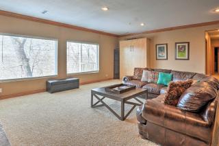 Branson Home with Indoor Pool and Basketball Court! - Branson - 4