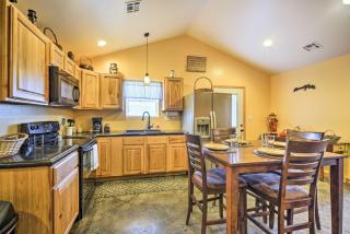 The Bunkhouse at Rolling Meadows Ranch with Grill! - Glencoe - 3