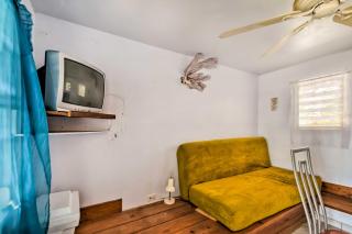 Tropical Oasis Bay Views about 2 Mi to Playa Sardinas - 7