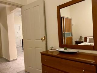 Spacious & Cozy Apartment, with big yard, in Kos - Cós - 2