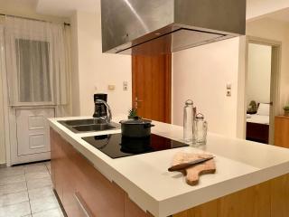 Spacious & Cozy Apartment, with big yard, in Kos - Cós - 1