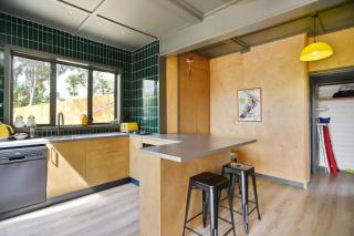 Beachfront Bach - Christchurch Holiday Homes - Christchurch - 7