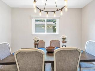 Pets, Big Groups Welcome: HotTub, Firepit, Grill - 8