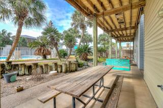 The Moor The Merrier - 7