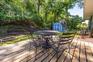 Close to Beach, Hot Tub, Pet Friendly, Firepit - Michigan City - 6