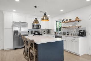 Modern Home with Pool Near ASU & Scottsdale - Tempe - 9