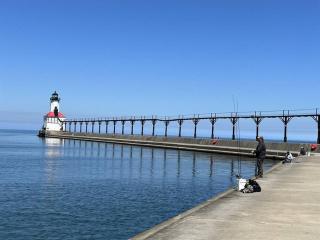 Large-group Retreat w/Loft Space Near Beach - 8