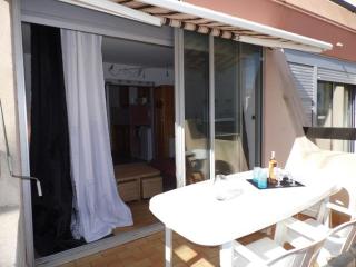 Appartement cosy 2 pièces cabine, 2 terrasses, parking, à 140m de la plage ! - FR-1-326-538 - Marseillan - 2