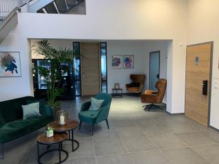 wild & bolz eMotel - 7