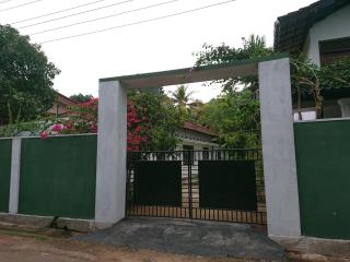 More Attractive wonderful 1950 mid-century home with another newly built house - Unawatuna - 6