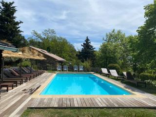 GITE LES GRANDES VIGNES, SUD Ardèche, indépendant et privatisé, piscine chauffée, climatisation, SPA, 11 chambres, 8 salles de bains - Sanilhac - 4