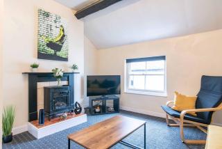 Characterful 2 bedroom apartment - Central location - Castle Donington - 6