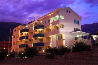 Hotel Bella Vista - Budva - 9