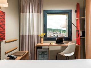 Ibis Istanbul Tuzla Hotel - 2