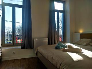 Le Cours Foucault - 3 appartements - 8 couchages - 1