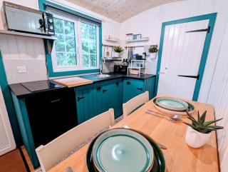 The Best Moments Start Here - Corrie - 6