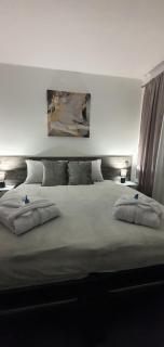 Blue Diamond **** - 0